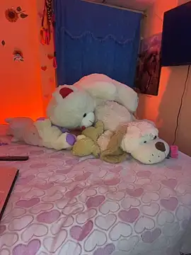 MiaRousexxx  online show from October 18, 2025, 4:03 am