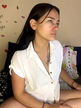 MiaRousexxx  online show from September 29, 2025, 4:01 pm