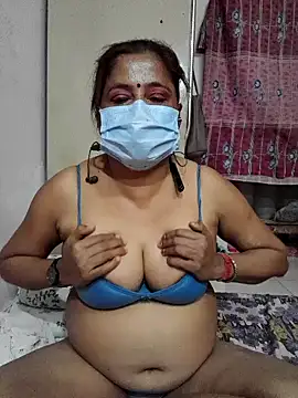 mature mimi online show from October 17, 2025, 11:23 am