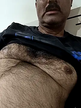 moonflower25 online show from October 25, 2025, 7:47 pm