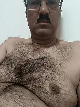 moonflower25 online show from September 29, 2025, 12:17 am