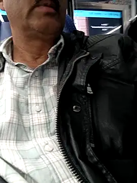 moonflower25 online show from February 9, 2026, 5:11 pm