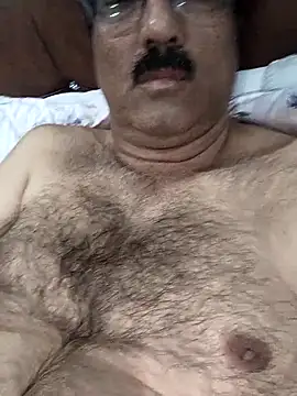 moonflower25 online show from December 20, 2025, 3:26 pm