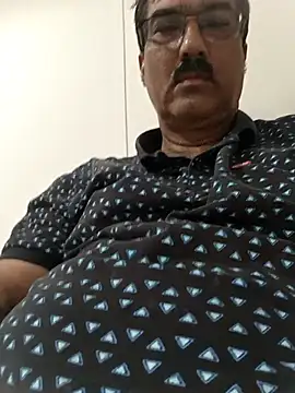 moonflower25 online show from October 16, 2025, 4:54 am