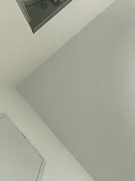 moonflower25 online show from October 4, 2025, 3:46 pm