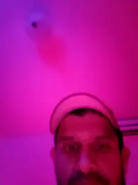 jorge 050893 online show from October 8, 2025, 1:12 pm