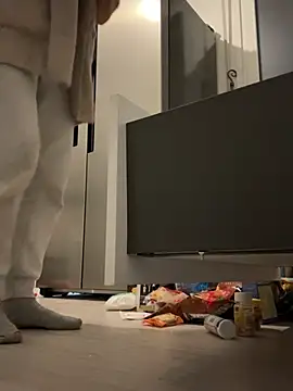 Emilia Mausi online show from March 28, 2026, 6:53 pm