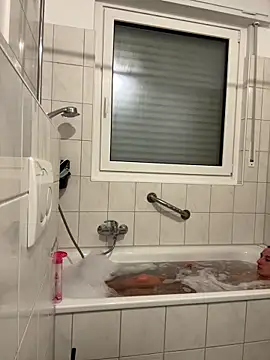 Emilia Mausi online show from February 24, 2026, 8:31 pm