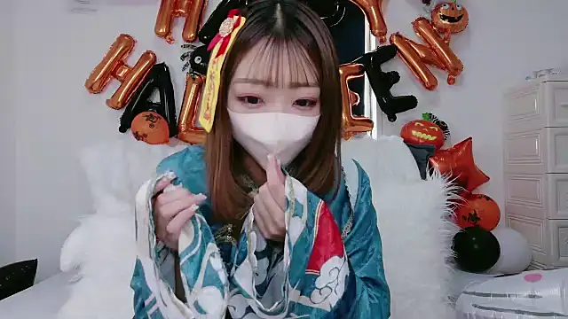 Snapshot of Rina_72 chatting on October 30, 2025, 4:44 am Rina 72 online show from October 30, 2025, 4:44 am