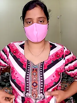 Rose-luckey online show from February 4, 2026, 1:28 pm