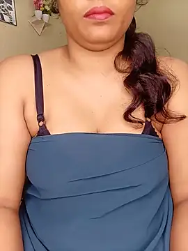 Rose-luckey online show from July 26, 2026, 1:29 pm