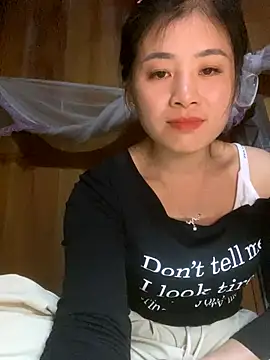 One-nice online show from November 3, 2025, 1:15 pm