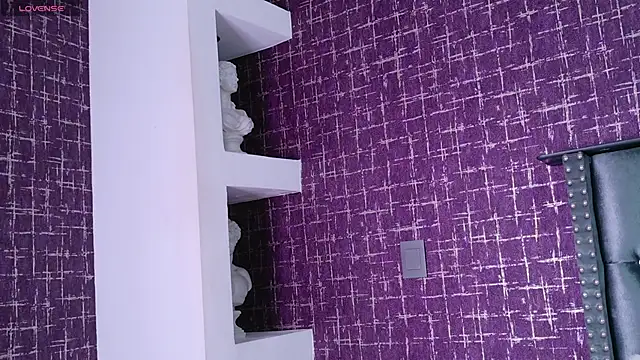 lissafeniix  online show from September 10, 2025, 10:36 am