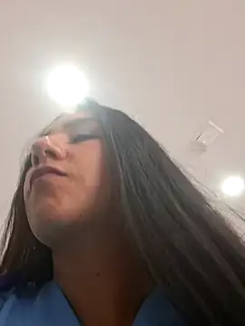 CAROLINE  07 online show from March 14, 2026, 3:51 pm