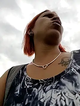 Snapshot of Zoe73_ chatting on November 26, 2025, 7:36 pm Zoe73 online show from November 26, 2025, 7:36 pm