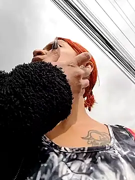 Snapshot of Zoe73_ chatting on November 5, 2025, 7:17 pm Zoe73 online show from November 5, 2025, 7:17 pm