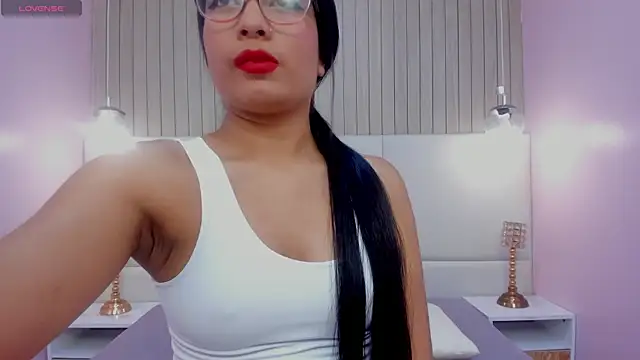 Snapshot of MelanyWayne_ chatting on May 29, 2026, 5:30 pm MelanyWayne online show from May 29, 2026, 5:30 pm