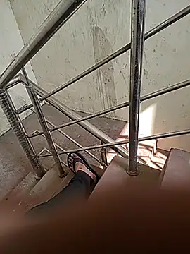 Snapshot of monty935 chatting on October 22, 2025, 5:29 am monty935 online show from October 22, 2025, 5:29 am