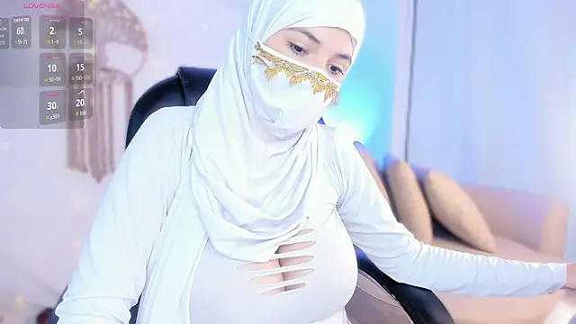 Snapshot of salma_isawwii chatting on October 30, 2025, 1:53 pm salma isawwii online show from October 30, 2025, 1:53 pm