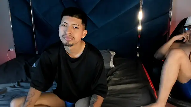 AxelAndJeremy online show from November 26, 2025, 3:39 am