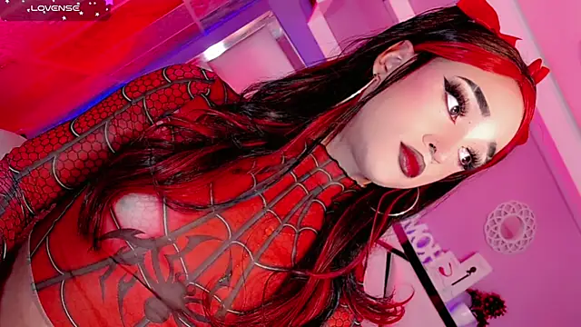 Ariia-janee online show from October 1, 2025, 5:23 am