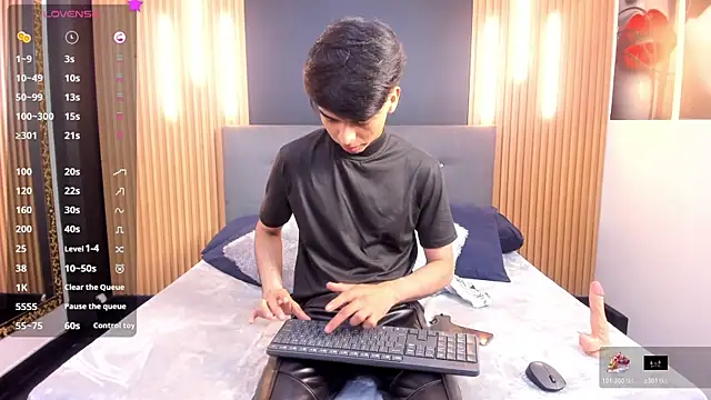 OnlyJos online show from October 27, 2025, 7:37 pm