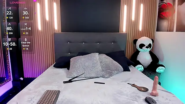 OnlyJos online show from December 2, 2025, 8:10 pm