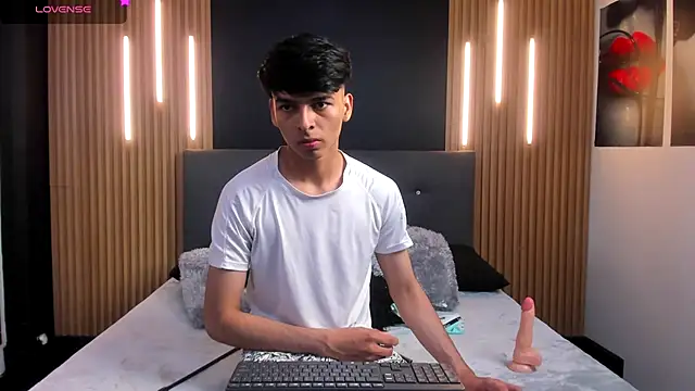 OnlyJos online show from October 13, 2025, 6:20 pm