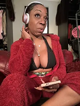 Snapshot of Kennady_Buxum_Goddess chatting on October 4, 2025, 3:02 pm Kennady Buxum Goddess online show from October 4, 2025, 3:02 pm