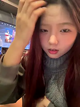 Snapshot of mimi9420 chatting on November 30, 2025, 9:43 am mimi9420 online show from November 30, 2025, 9:43 am