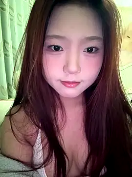 Snapshot of mimi9420 chatting on November 18, 2025, 12:30 pm mimi9420 online show from November 18, 2025, 12:30 pm