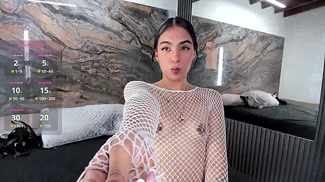 Gretchenn online show from September 13, 2025, 7:47 pm