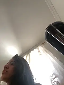 Snapshot of Miagomezx chatting on February 17, 2026, 4:26 pm Miagomezx online show from February 17, 2026, 4:26 pm