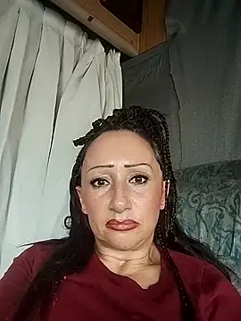 Dirtywhitebitch5150 online show from November 3, 2025, 6:11 pm