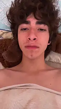 Nude Boy18 online show from October 18, 2025, 4:53 pm