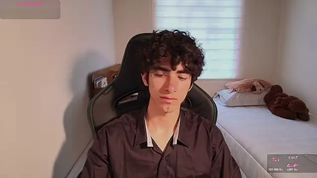 Nude Boy18 online show from June 10, 2026, 10:11 pm