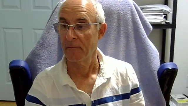 funone1999 online show from October 13, 2025, 4:47 am