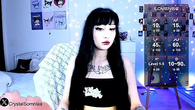 Crystal somnia online show from October 16, 2025, 2:42 am