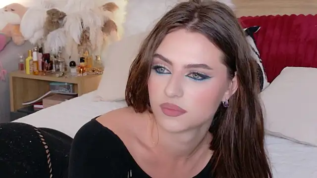 Snapshot of Sienna_Voss chatting on January 18, 2026, 8:23 pm Sienna Voss online show from January 18, 2026, 8:23 pm