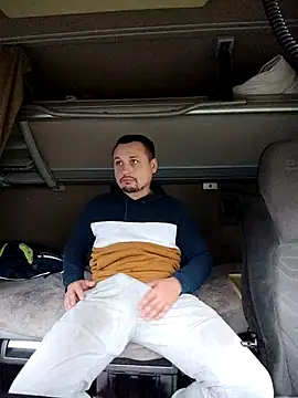 Snapshot of Amberdual chatting on October 29, 2025, 9:30 am Amberdual online show from October 29, 2025, 9:30 am