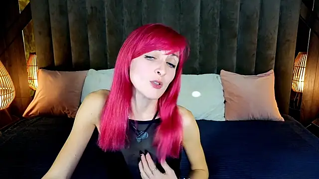 BrandyBloom online show from October 25, 2025, 1:01 pm