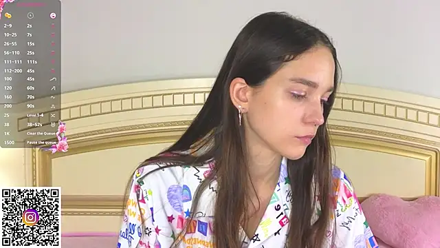 SoftieDream online show from October 27, 2025, 6:03 am