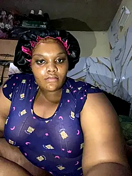 chubbybbw18 online show from October 17, 2025, 8:10 pm