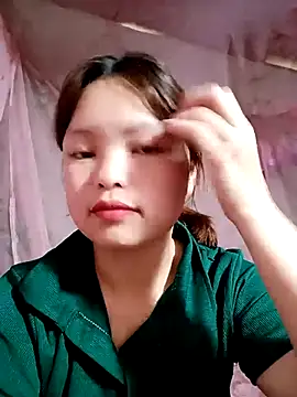 XoiXoi232 online show from October 12, 2025, 12:12 am