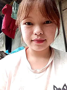 XoiXoi232 online show from September 16, 2025, 1:17 am