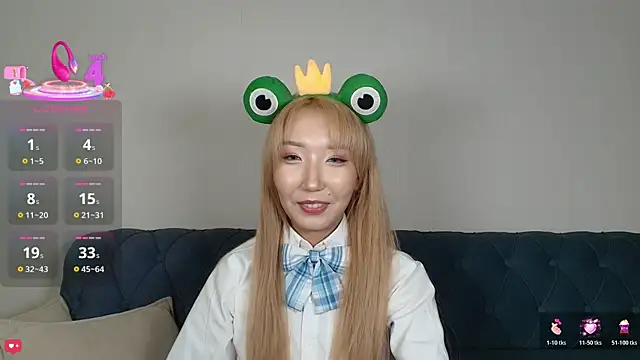 Snapshot of Yume_ko chatting on October 26, 2025, 7:25 pm Yume ko online show from October 26, 2025, 7:25 pm