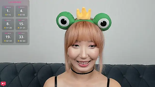 Snapshot of Yume_ko chatting on September 9, 2025, 7:56 pm Yume ko online show from September 9, 2025, 7:56 pm