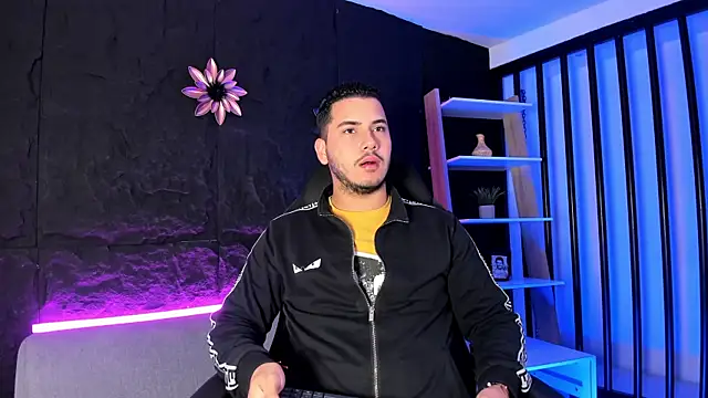 Axel grey  online show from December 16, 2025, 12:20 pm