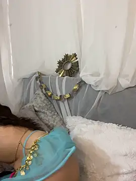  Amatista Fire online show from December 16, 2025, 1:37 pm