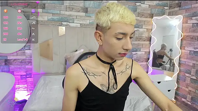 CYRUS TAY online show from May 22, 2026, 12:03 pm